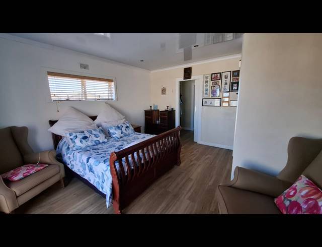 3 BEDROOM HOUSE FOR SALE IN STRANDFONTEIN